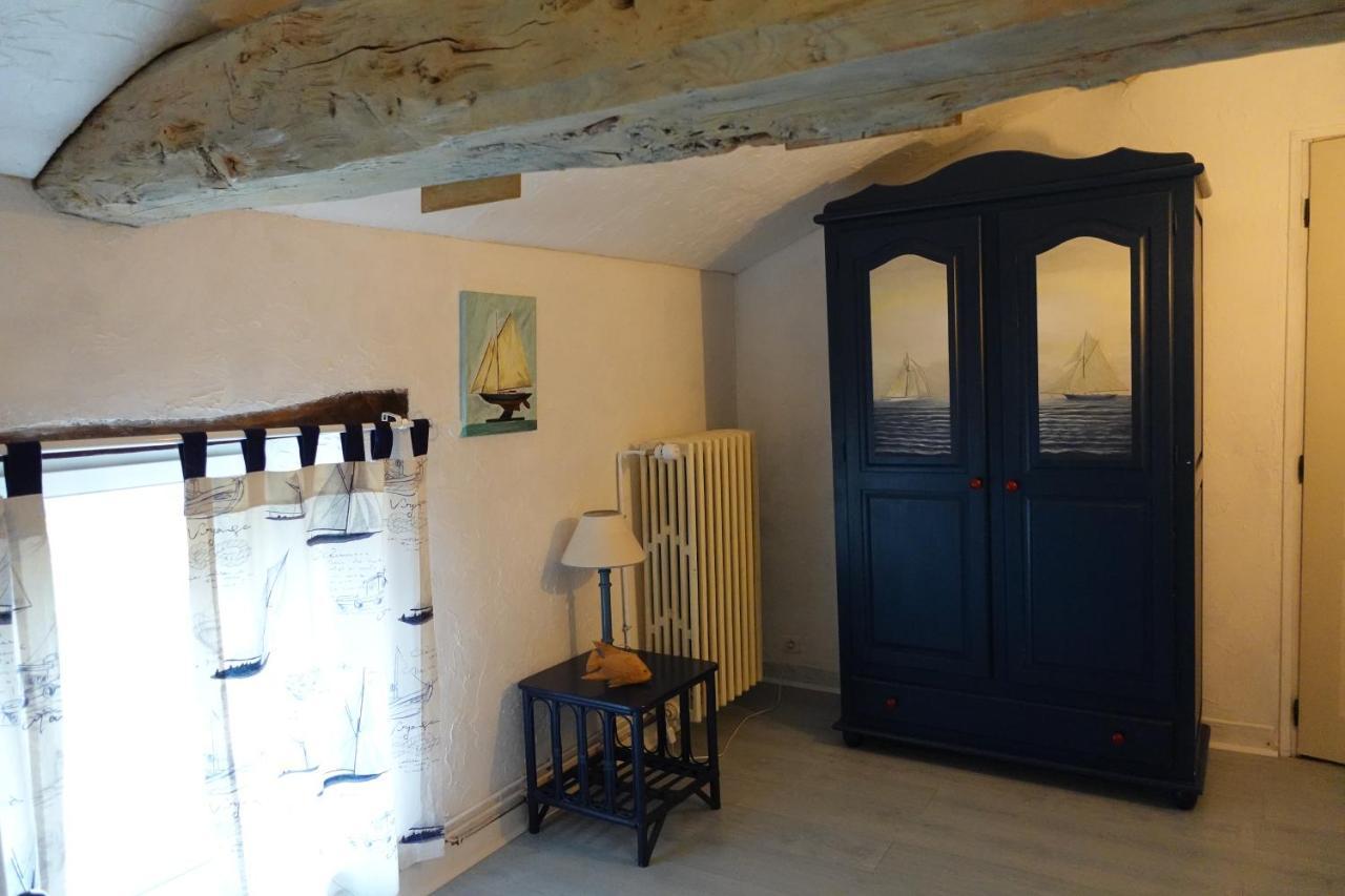 Gite 4 Etoiles Avec Hebergement Insolite - 10 Personnes Foussais Luaran gambar